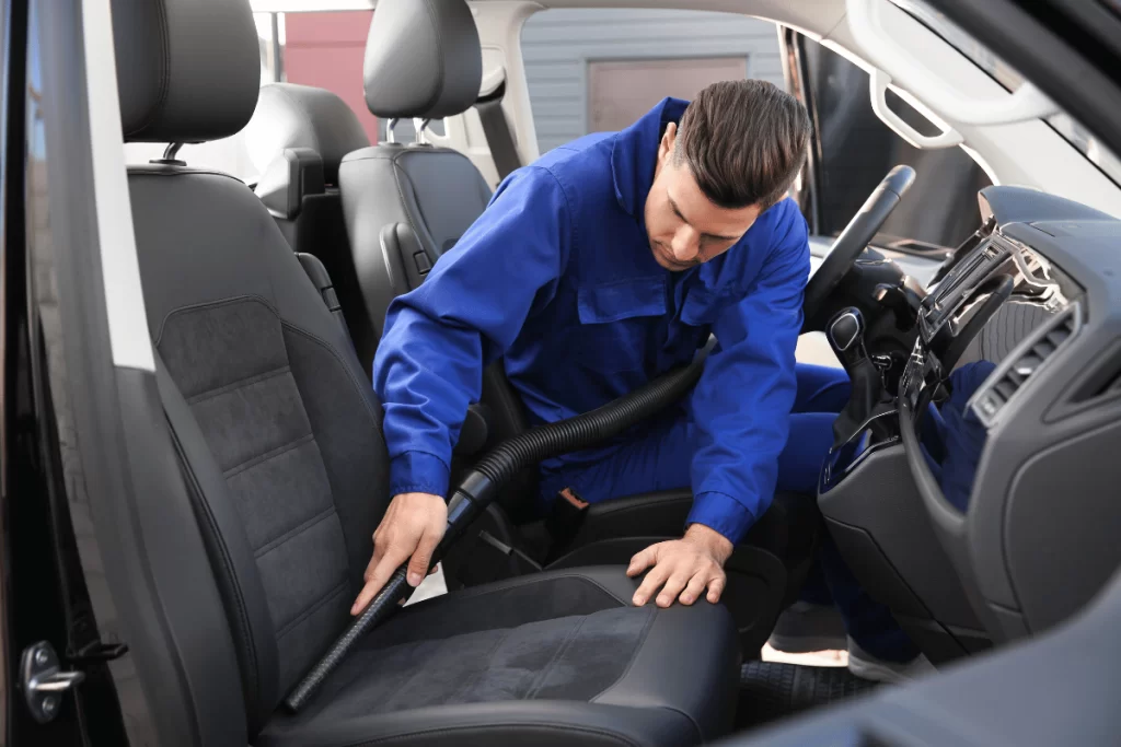 Limpeza Interna do Carro zabryel Imagem Canva Pro 4